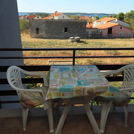 With A Parking Space Stinjan, - 7369 Apartman *