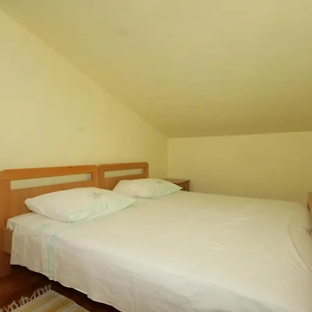 With A Parking Space Stinjan, - 7369 Pula