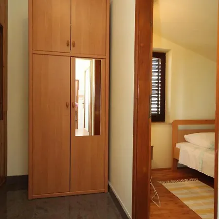 With A Parking Space Stinjan, - 7369 *