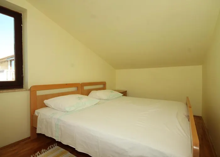 With A Parking Space Stinjan, - 7369 Pula