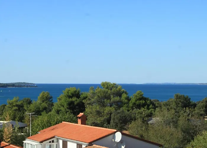 With A Parking Space Stinjan, - 7369 * Πούλα